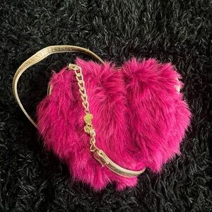 Betsey Johnson | Furry Pink Heart Purse